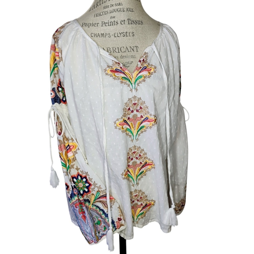 TOLANI Sundance Top Womens Small White Embroidered Tassels Swiss Dots Bohemian
